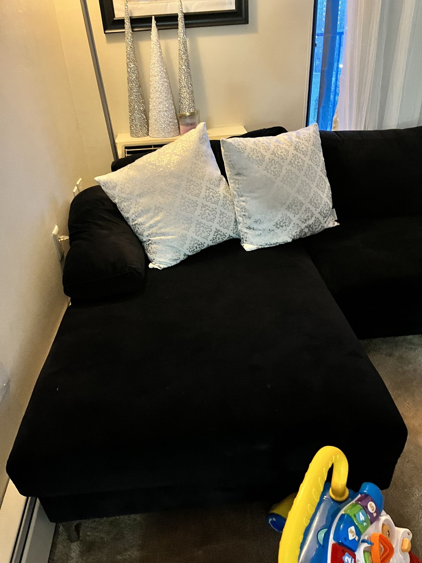 Black L Shapes Couch 