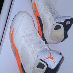 Jordan 5 Retro
Shattered Backboard