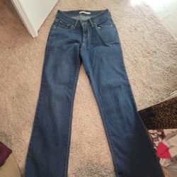 Levi Jeans Size 28