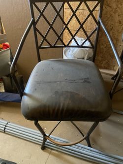 Swivel Pub Style Chair Heavy.