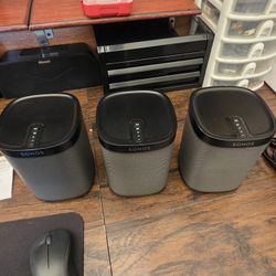 Sonos Play:1    ( 3 Speakers )