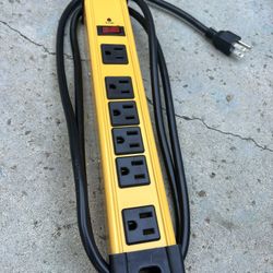 New 6-Outlet Metal Housing Surge Protector 
