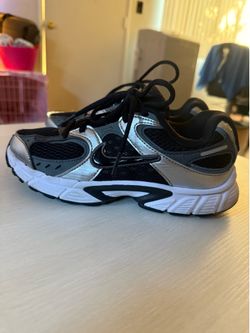 Nike shoes kids size 3.5