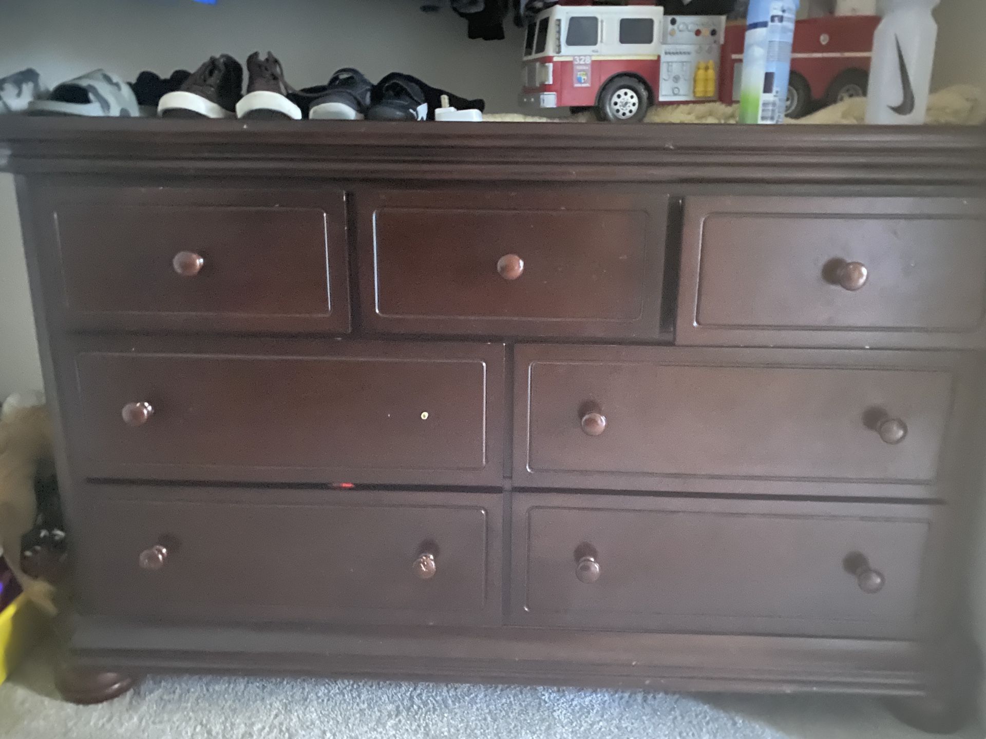 7 drawer dresser