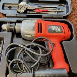 BLACK& DECKER Hammer drill   