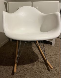Rocker Chair( Best Offer) 