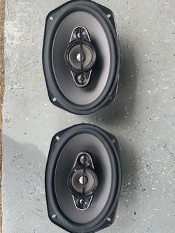 Pioneer 6x9 car speakers