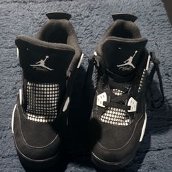 Jordan Retros Youth Size 6Y