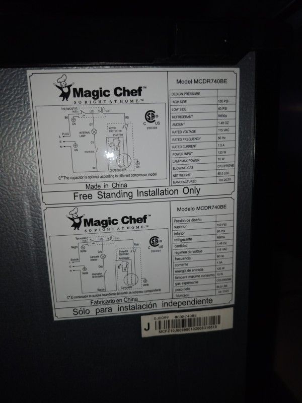 Refrigerator $200