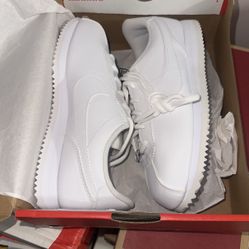 Nike Cortez White 5.5Y