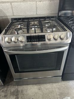 LG Stove