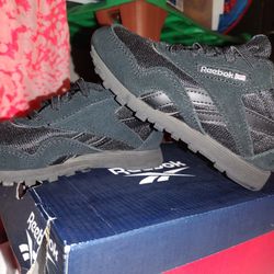 Reebok Shoes 10c $30.00