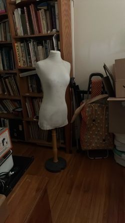 Female Mannequin
