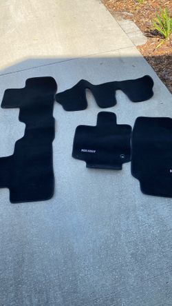 Toyota Highlander Floor Mats