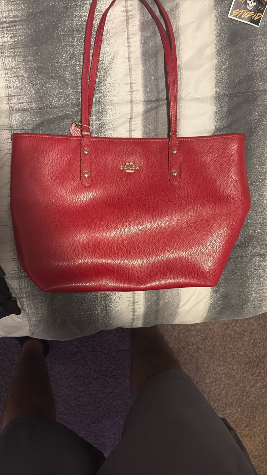 Coach bags shoot me an offer