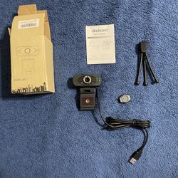 Webcam  With Small Tripod And Privacy Webcam Cover. Open Box. Works Well