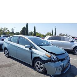 12 13 14 15 Toyota Prius For Parts.