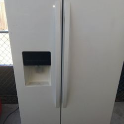 Kenmore Refrigerator 