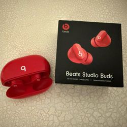 Beats Studio Buds