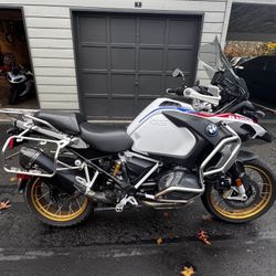 2021 R1250GSA Low Suspension