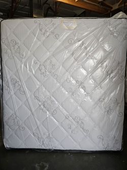 KING SET $249 << MATTRESS  AND BOX SPRING