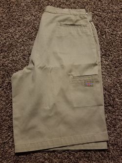 Men's Dickie Shorts Sz 40.