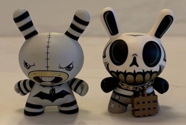 Kidrobot Dunny Figure Lot Series 3 Craola & Series 4 MAD Modern Hero