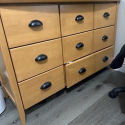 Dresser & Night Stand 