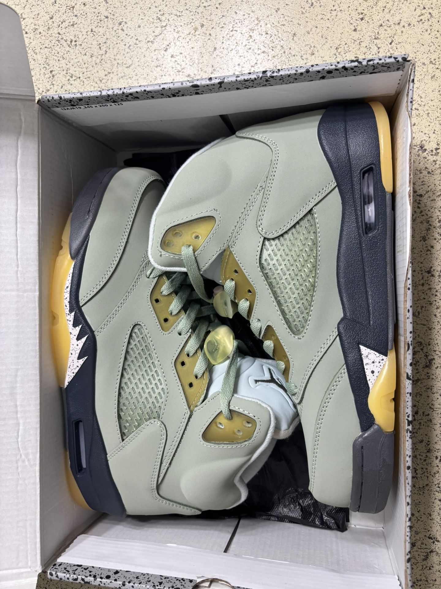 Jordan 5 Retro Jade Horizon