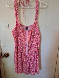 NEW! Women's Romper,  Size XL