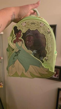 Lenticular Tiana Loungefly