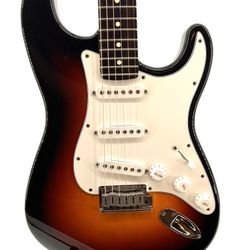 Fender American Standard Stratocaster with Rosewood Fretboard (1991) and Classic Tweed Fender Case (Mint Condition)