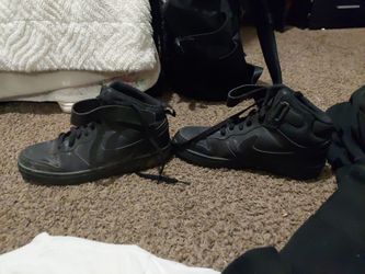 Nike shoes