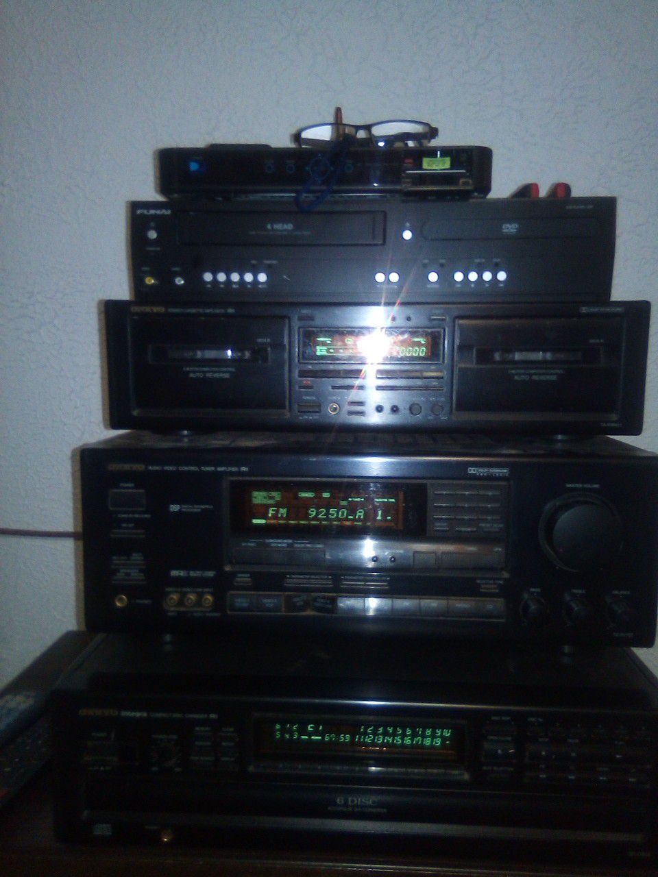 Onkyo brand home theater system,with speakers,Cd player and Cassette player.sounds great.