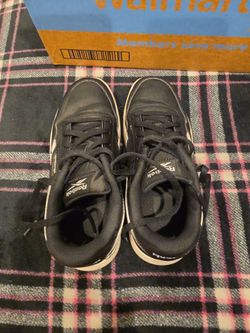 Reebok Black Low-Top Sneakers