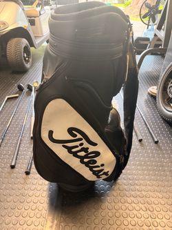 Full Titliest Golf Club Set with Bag