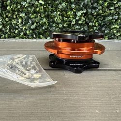 SFI 42.1 Spec D shaped Steering Wheel Quick Release Short Hub Adapter, 6x70mm Bolt Pattern Black Shinny Body/Orange Shinny Ring