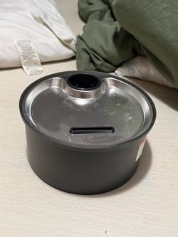 Cat water fountain