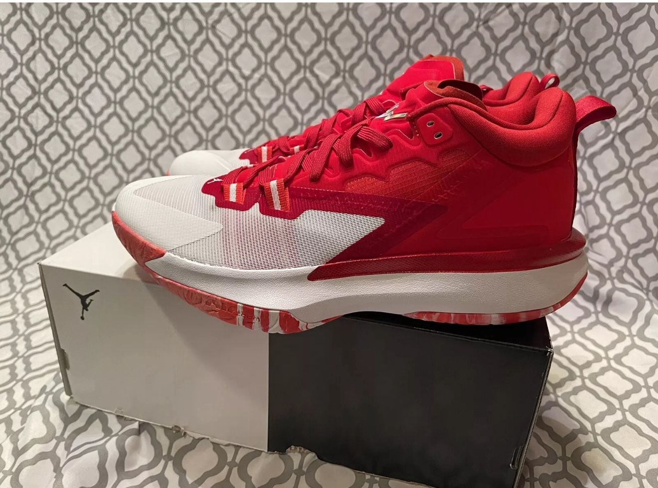 Air Jordan Zion 1 Shoes Men's Size 11 University Red White Sneakers