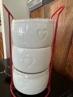 Servette Home Dolomite Ceramic Bowls with Heart Design, 3-Tier Stackable Set, 8oz Capacity, Red Rack