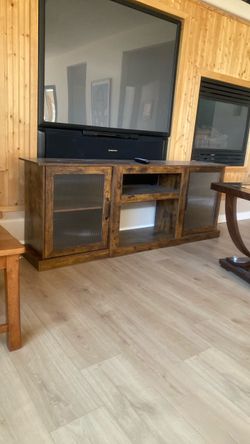 Tv stand
