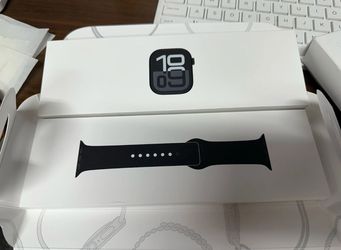 Jet black 45mm series 10 Apple Watch