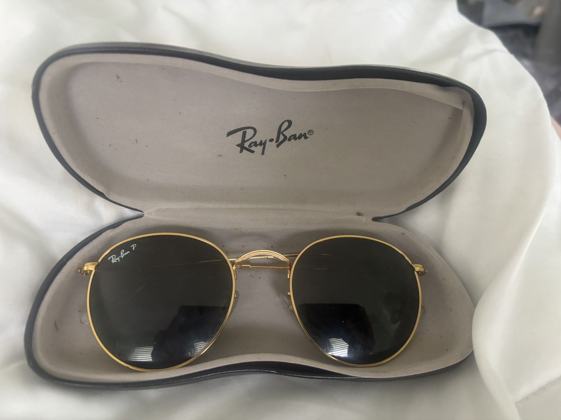 Perfect Condition Polarized raybans