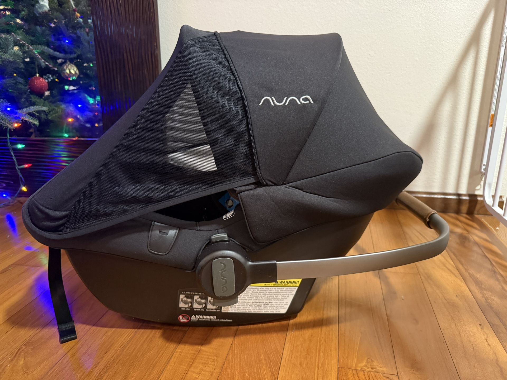 Nuna Pipa Lite Car Seat