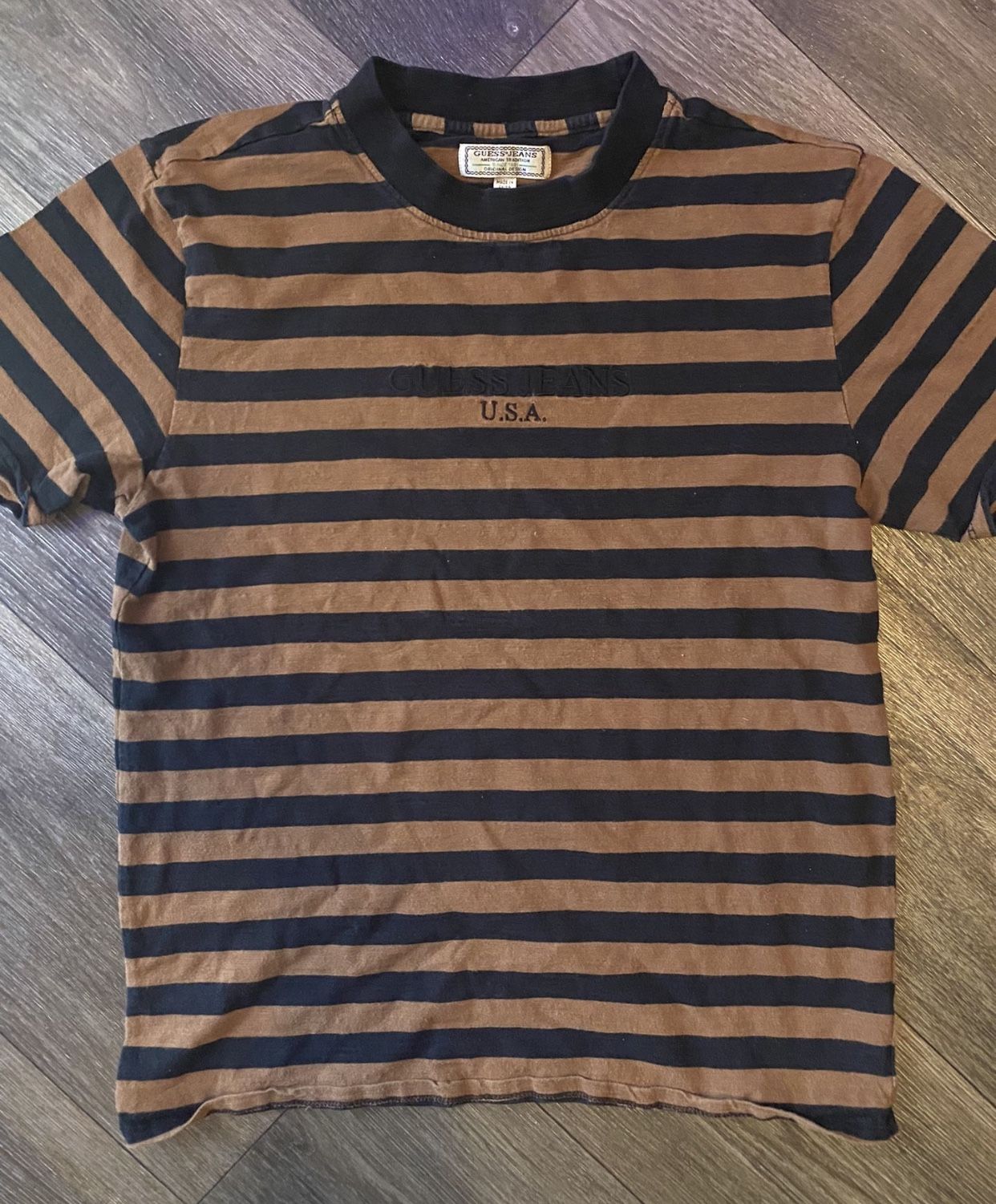 Vintage Gues T-shirt size small