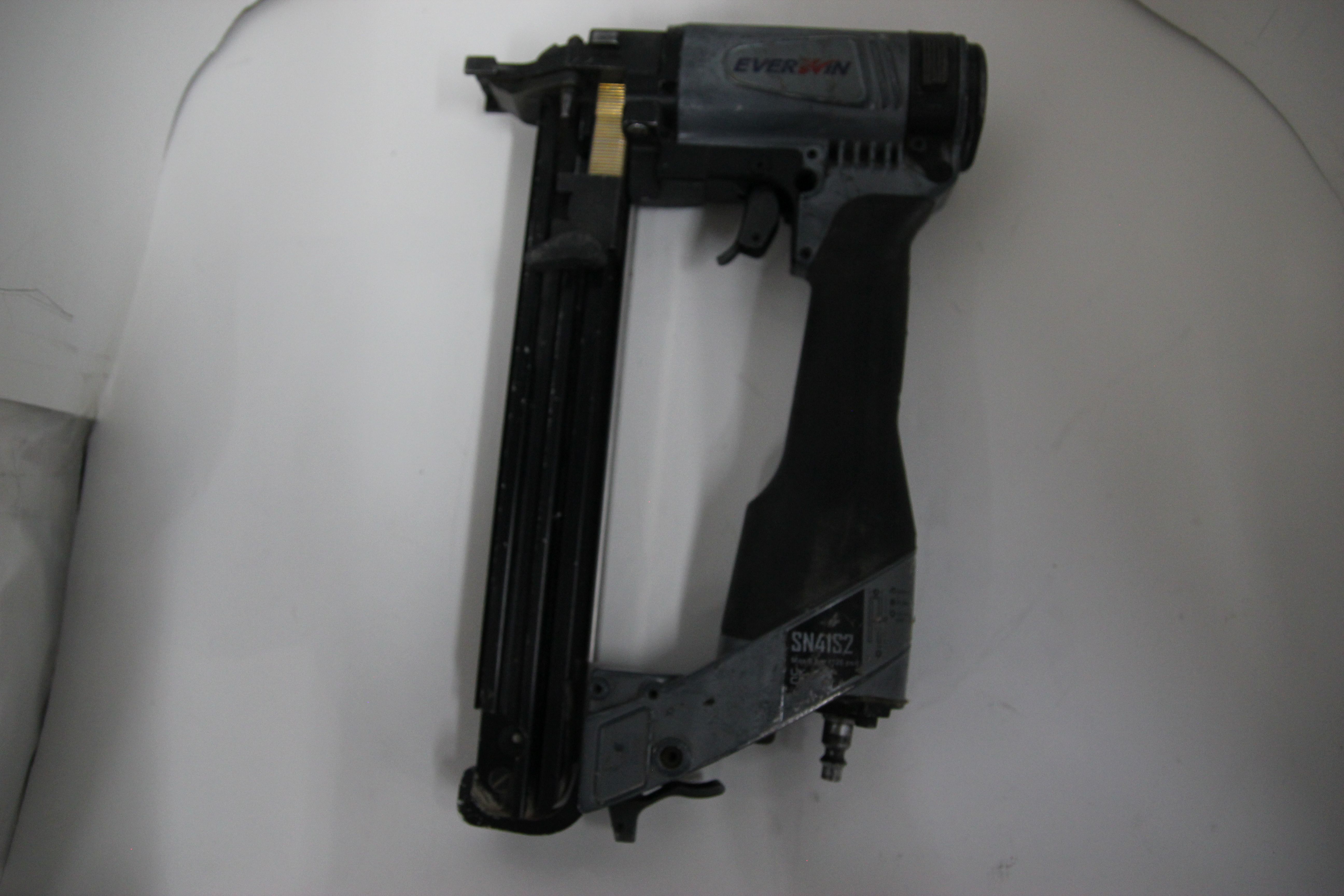 EWERWIN SN41S2 (3/4''- 1-1/2'') Stapler
