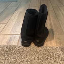 Ugg Boots Woman’s Size 6