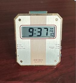 Seiko QEK203F Quartz Travel Alarm Watch