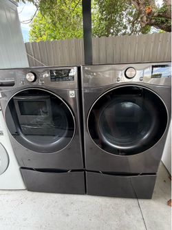 LG laundry washer and dryer