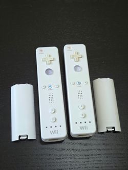 OEM Wii Nintendo Controllers $25 Each Or X2  For $40